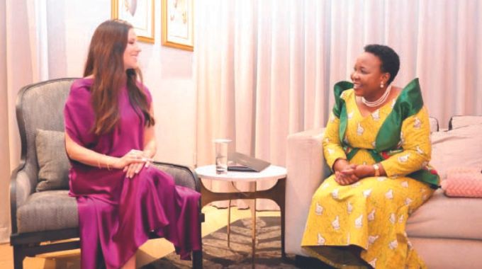 Dr Mnangagwa and Serbian First Lady explore collaboration on a wide range of issues, including prospects for exchange programmes.