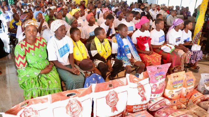 Part of the gathering that interacted with First Lady Dr Auxillia Mnangagwa and her visitors after a nhanga/gota/ixhiba programme and also received mealie meal made from Zimbabwean traditional grains in Victoria Falls