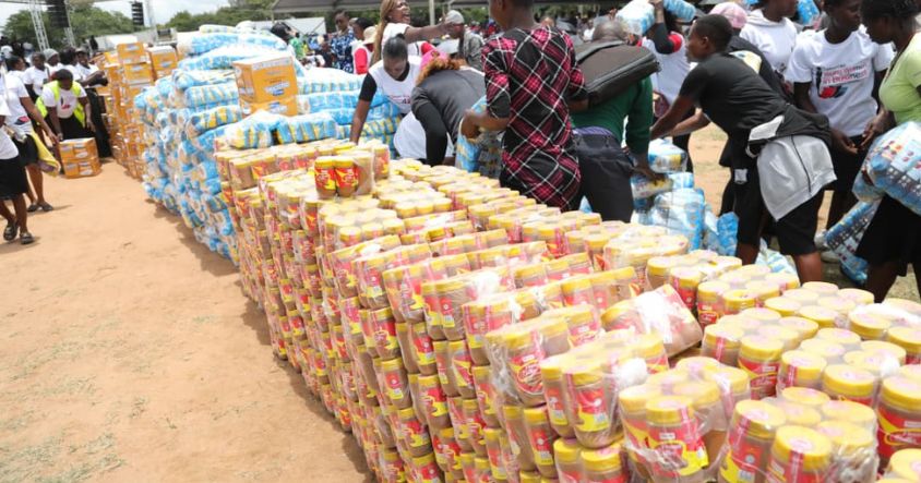 Part of the food hampers donated by First Lady Dr Auxillia Mnangagwa during the launch of the oversubscribed Toddlers’ Warm Bowl Project in Epworth
