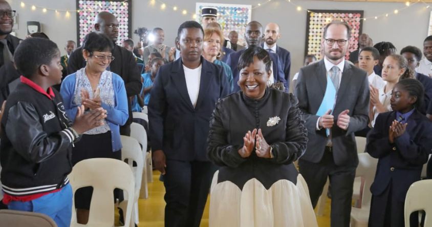 First Lady Dr Auxillia Mnangagwa arrives at the French International School in Vainona, Harare accompanied by French Ambassador to Zimbabwe Paul Bertrand Barets