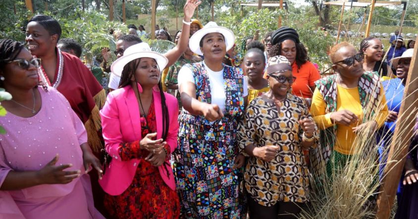 Some of the women in business who attended Zimbabwe Legacy Empowerment establishment sing and dance at Baradzanwa Cultural Village